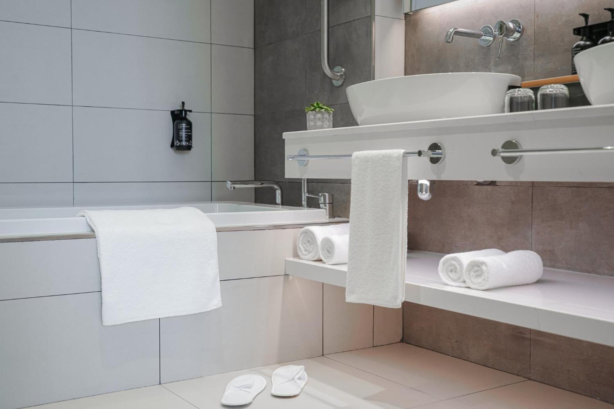 Holiday Inn Dubai Business Bay By Ihg エクステリア 写真